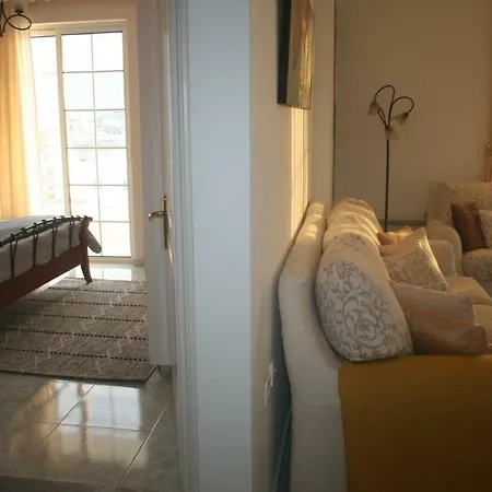 Appartement Sunny, Sea View In City Of Rodos *